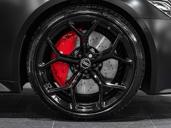 Used Audi RS6 Avant 2024 for sale - 76026523: Photo