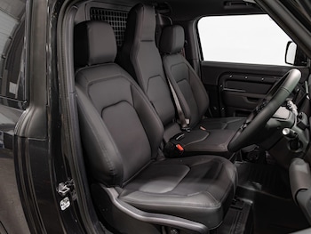 Used Land Rover Defender 90 2026 for sale - 78006636: Photo