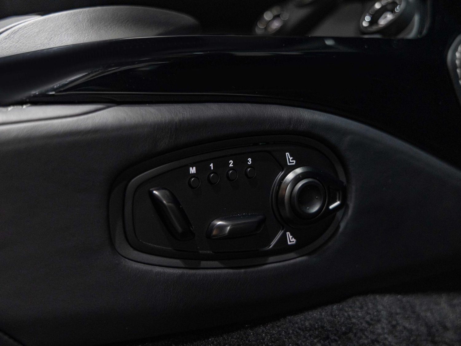 Used Aston Martin Vantage 2022 for sale - 76991623: Photo 16