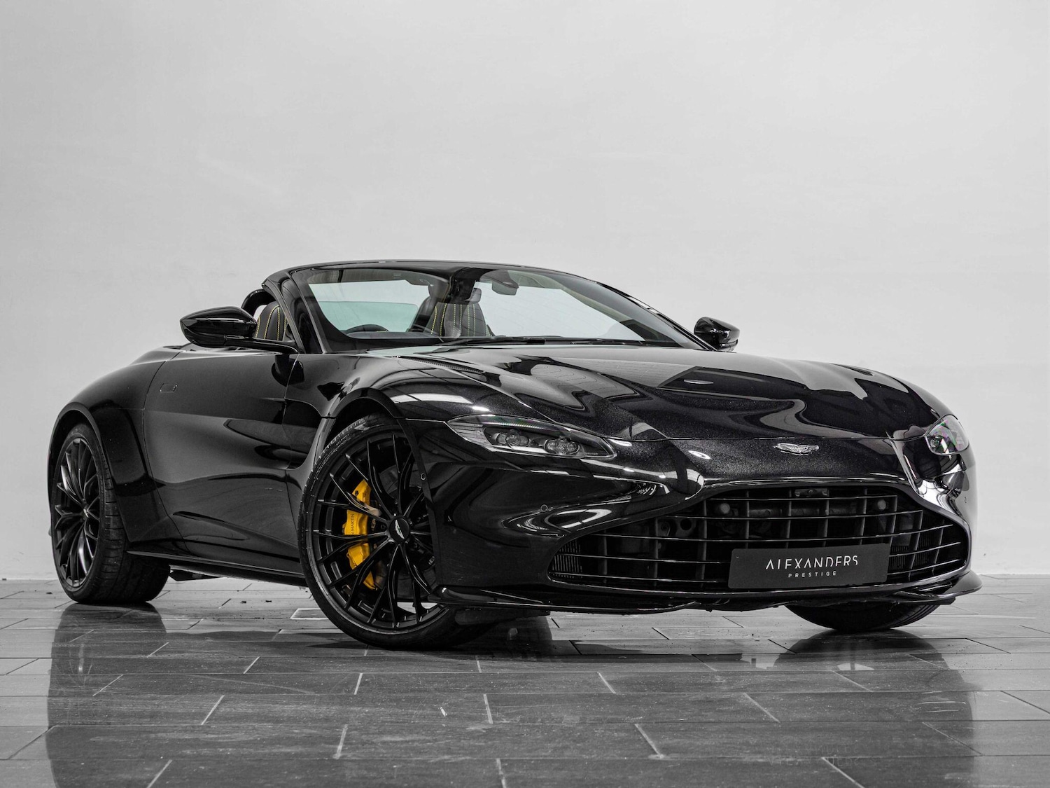 Used Aston Martin Vantage 2022 for sale - 76991623: Photo 18