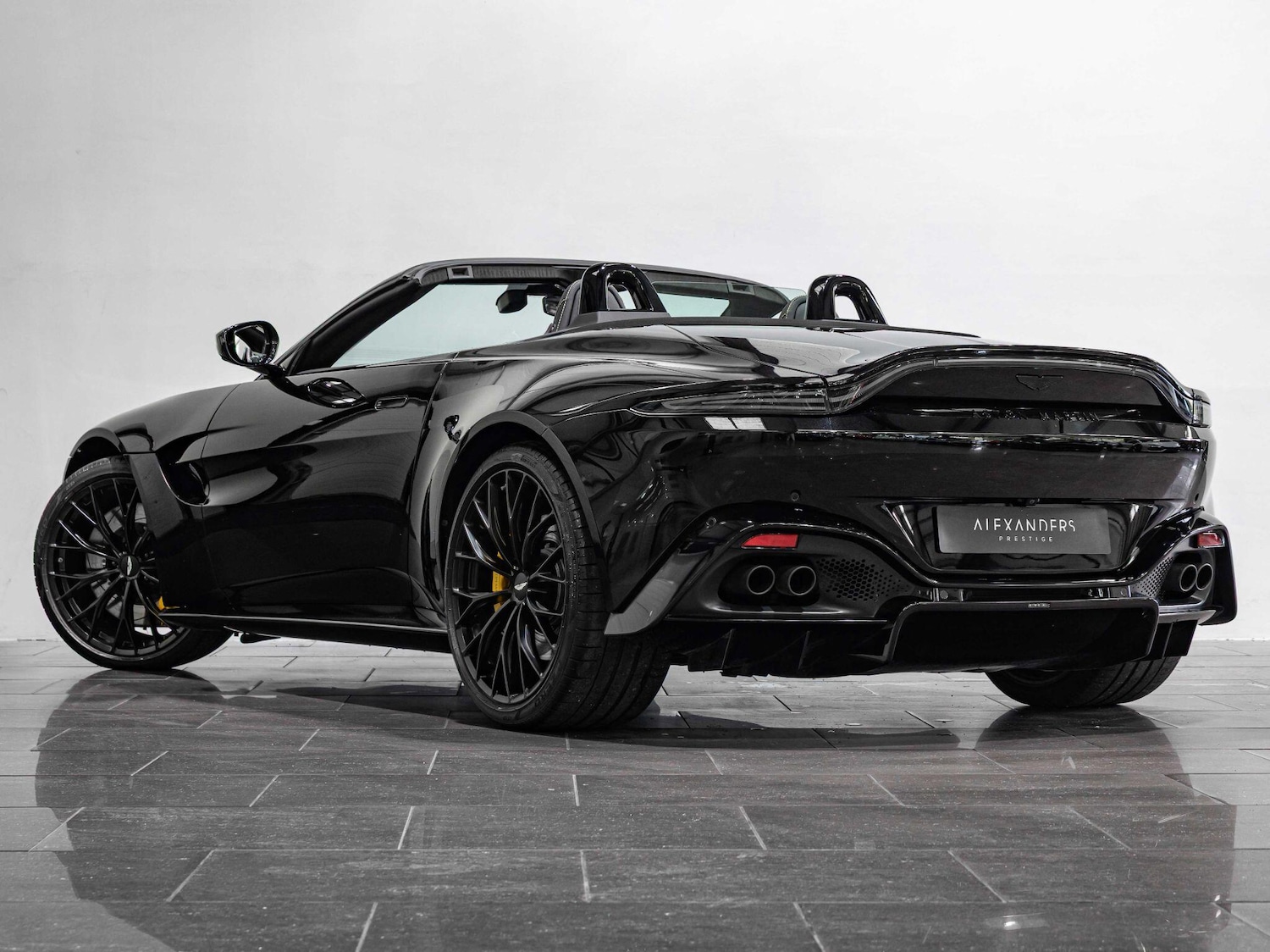 Used Aston Martin Vantage 2022 for sale - 76991623: Photo 25