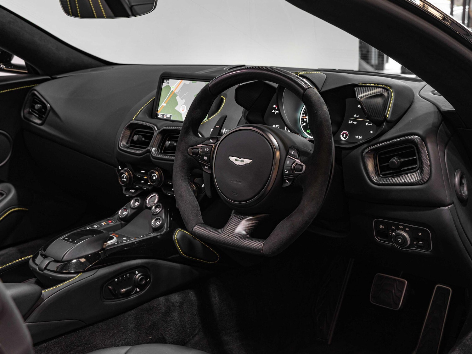 Used Aston Martin Vantage 2022 for sale - 76991623: Photo 9