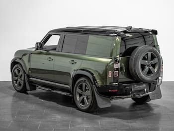 Used Land Rover Defender 110 2026 for sale - 79658087: Photo