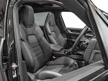 Used Porsche Cayenne 2023 for sale - 79292431: Photo