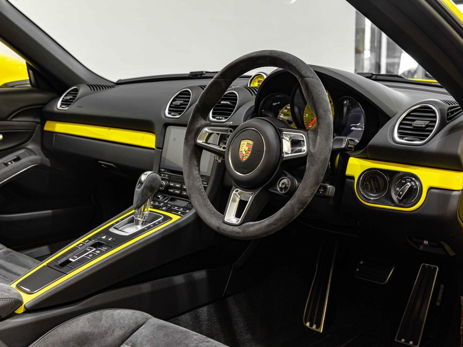 Used Porsche 718 Boxster 2018 for sale - 77537590: Photo 19