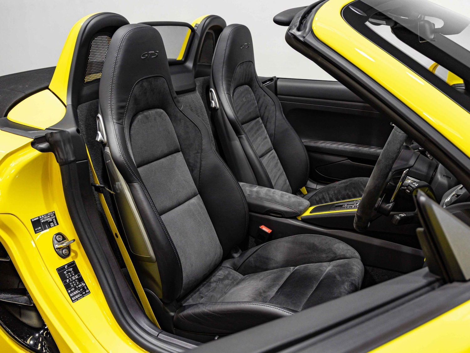 Used Porsche 718 Boxster 2018 for sale - 77537590: Photo 2