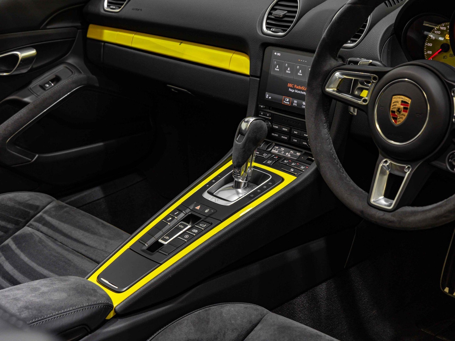 Used Porsche 718 Boxster 2018 for sale - 77537590: Photo 24