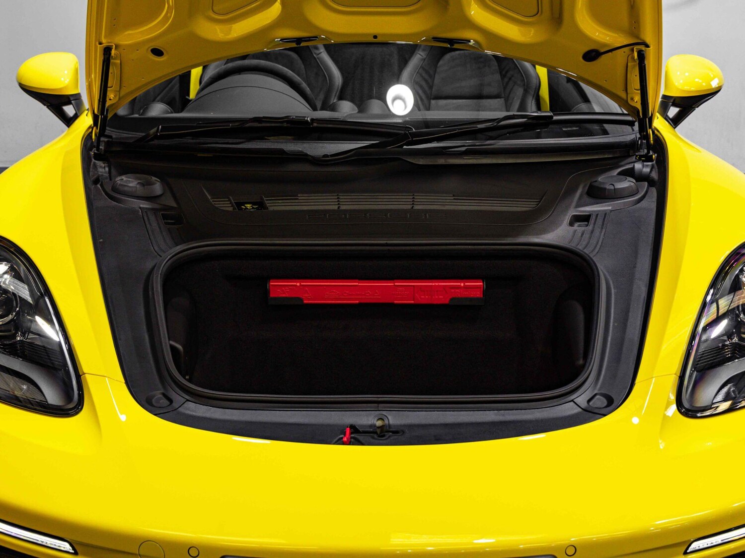 Used Porsche 718 Boxster 2018 for sale - 77537590: Photo 26