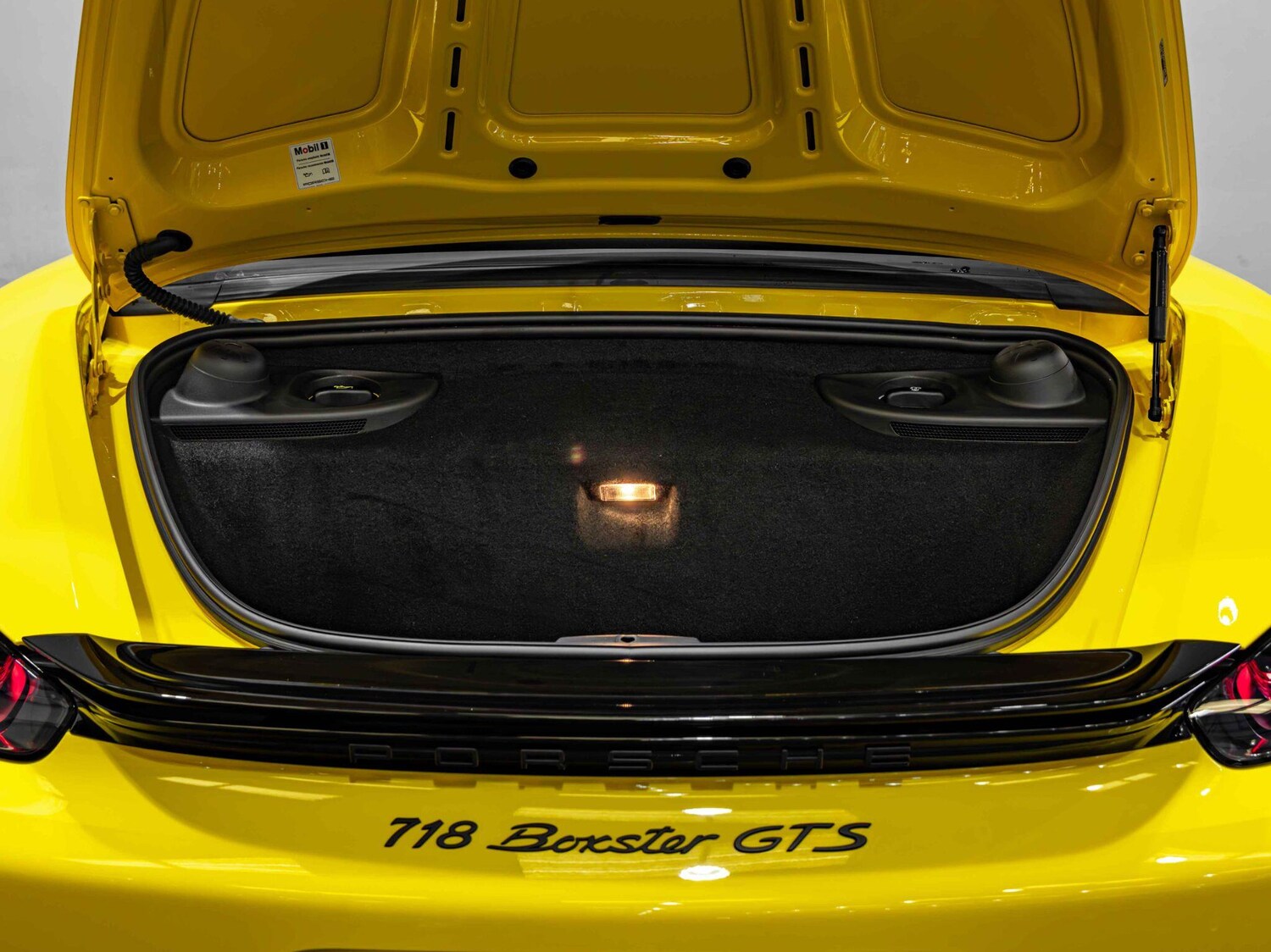 Used Porsche 718 Boxster 2018 for sale - 77537590: Photo 27