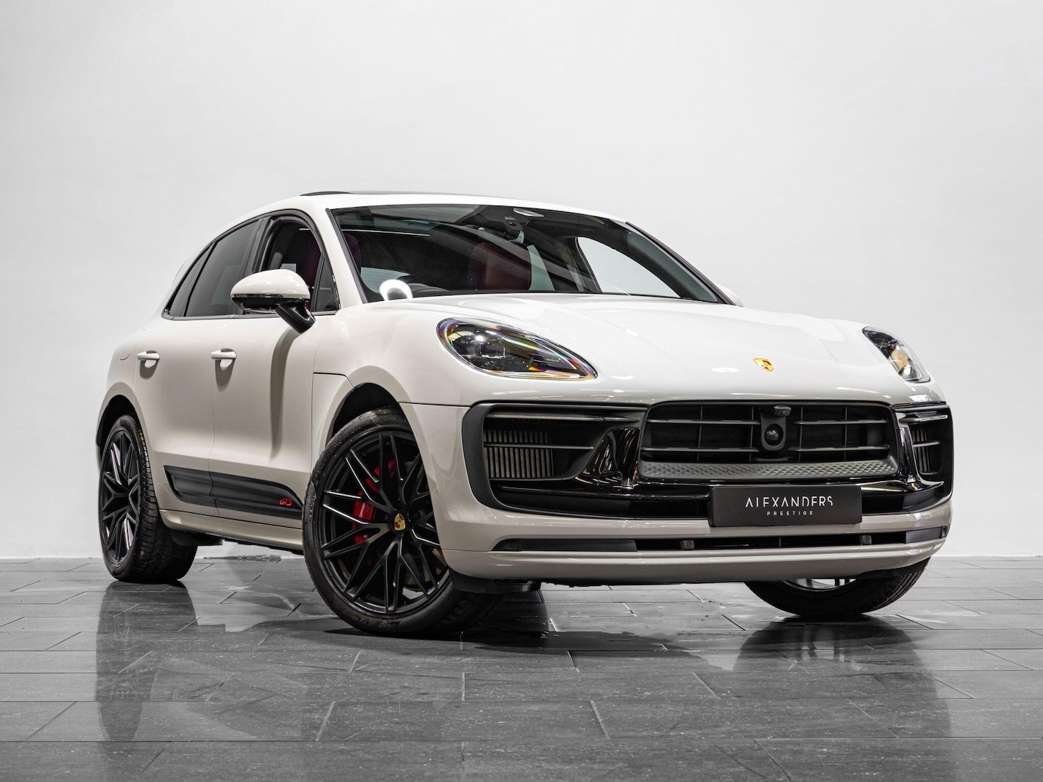 Used Porsche Macan 2023 for sale - 77155374: Photo 25