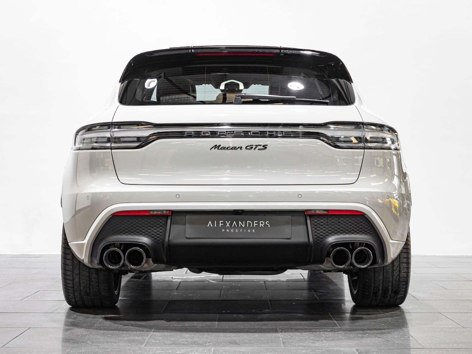 Used Porsche Macan 2023 for sale - 77155374: Photo 29