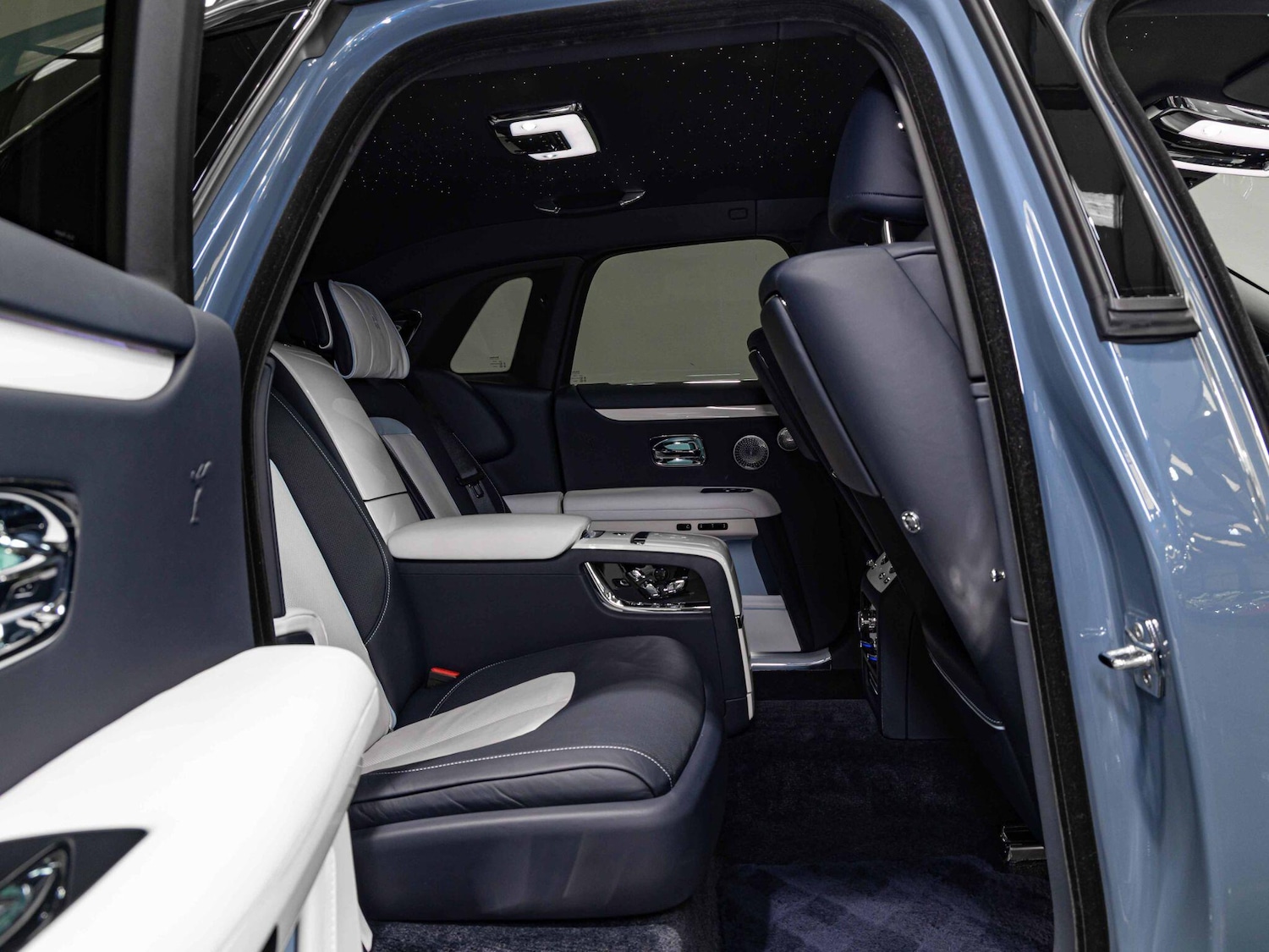 Used Rolls-Royce Ghost for sale - 76994849: Photo 25