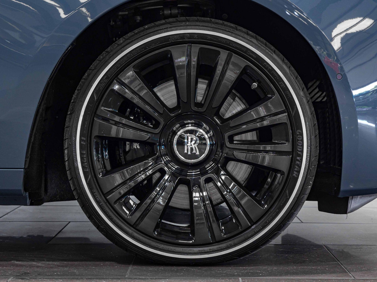 Used Rolls-Royce Ghost for sale - 76994849: Photo 3