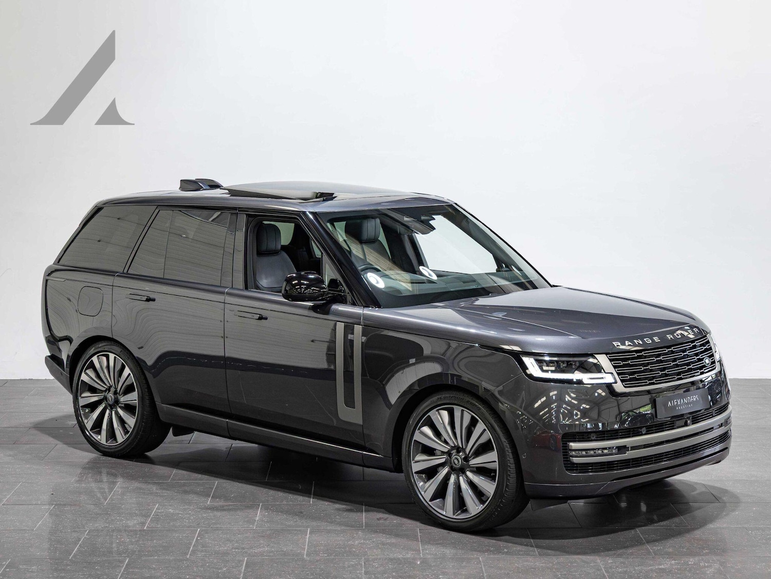 Used Land Rover Range Rover 2024 for sale - 76108958: Photo 1