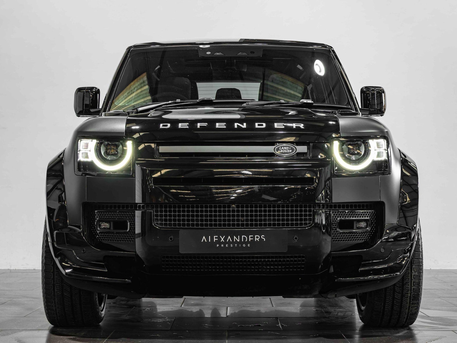 Used Land Rover Defender 90 for sale - 77081304: Photo 19