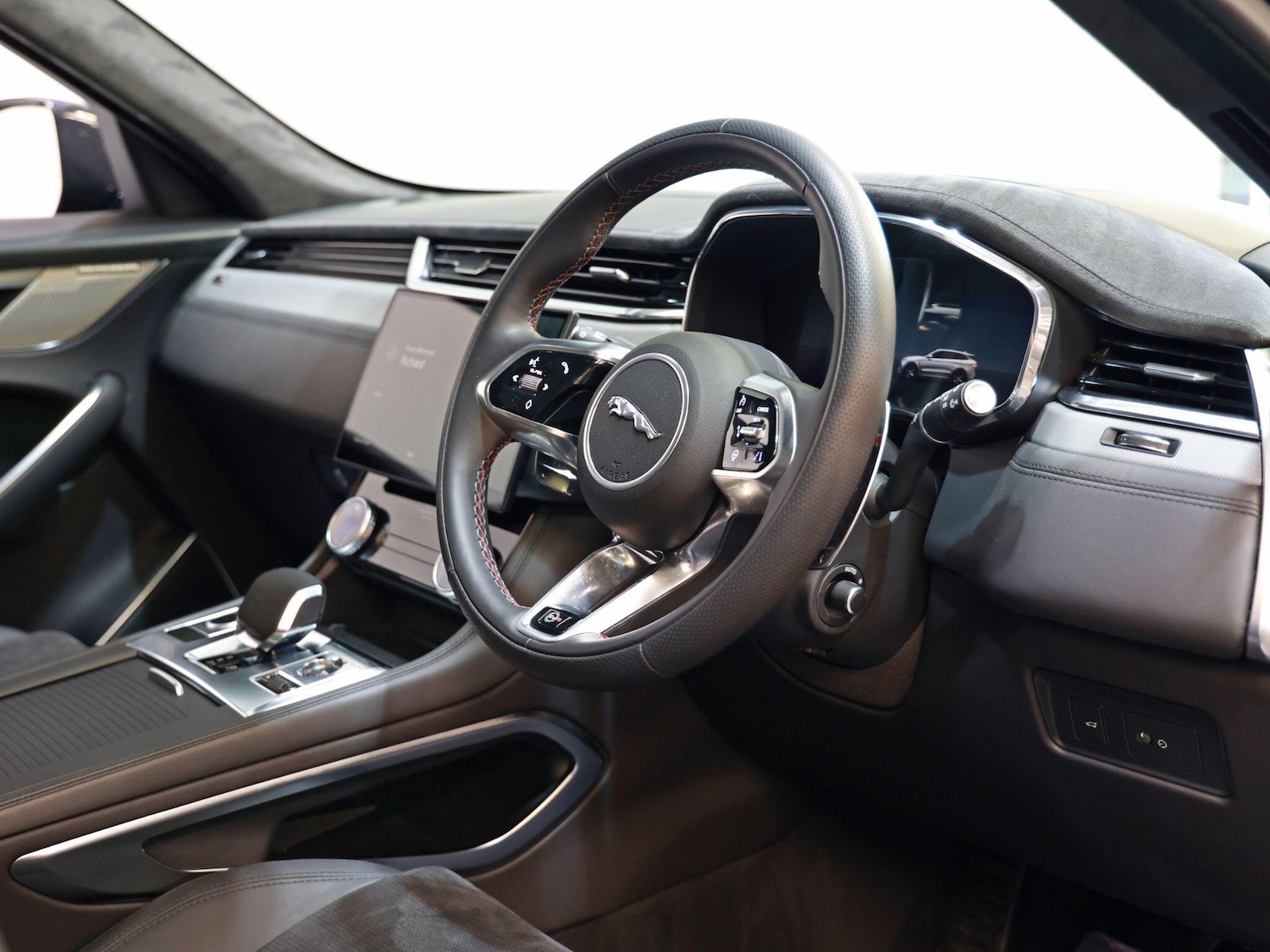 Used Jaguar F-Pace for sale - 76989000: Photo 22