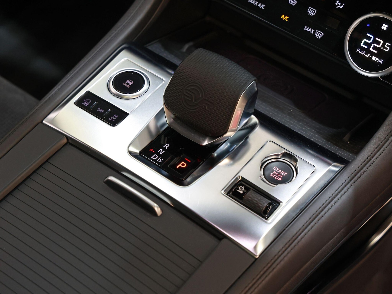 Used Jaguar F-Pace for sale - 76989000: Photo 26