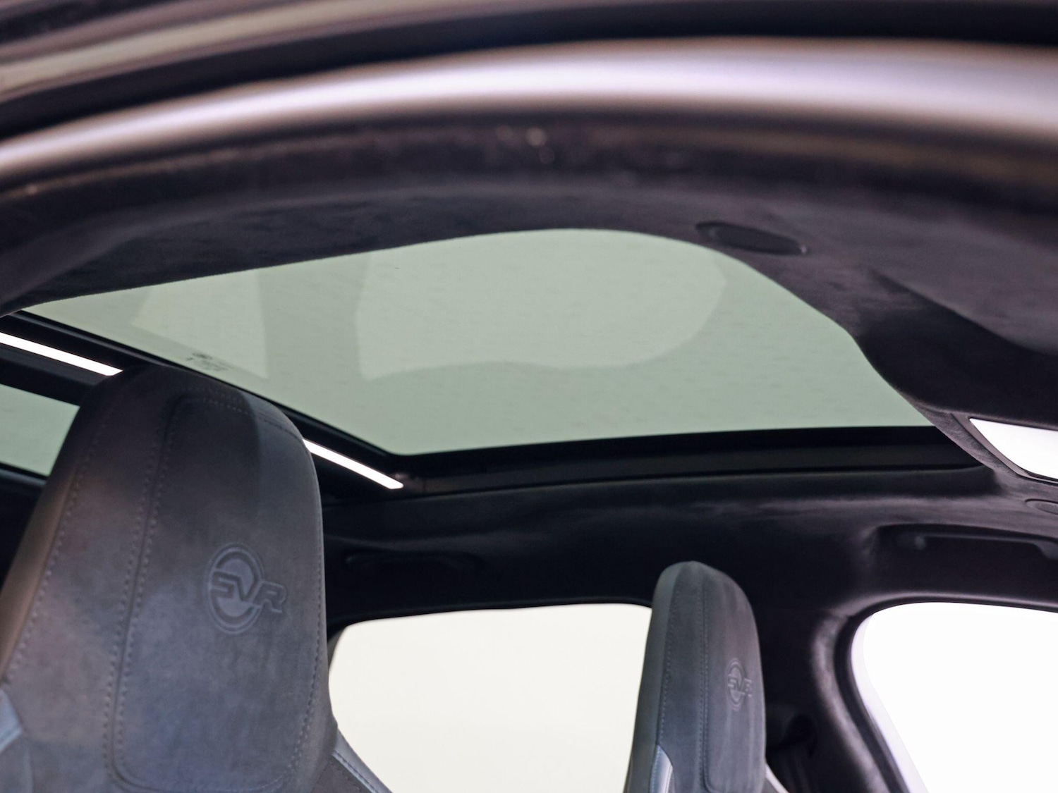 Used Jaguar F-Pace for sale - 76989000: Photo 4