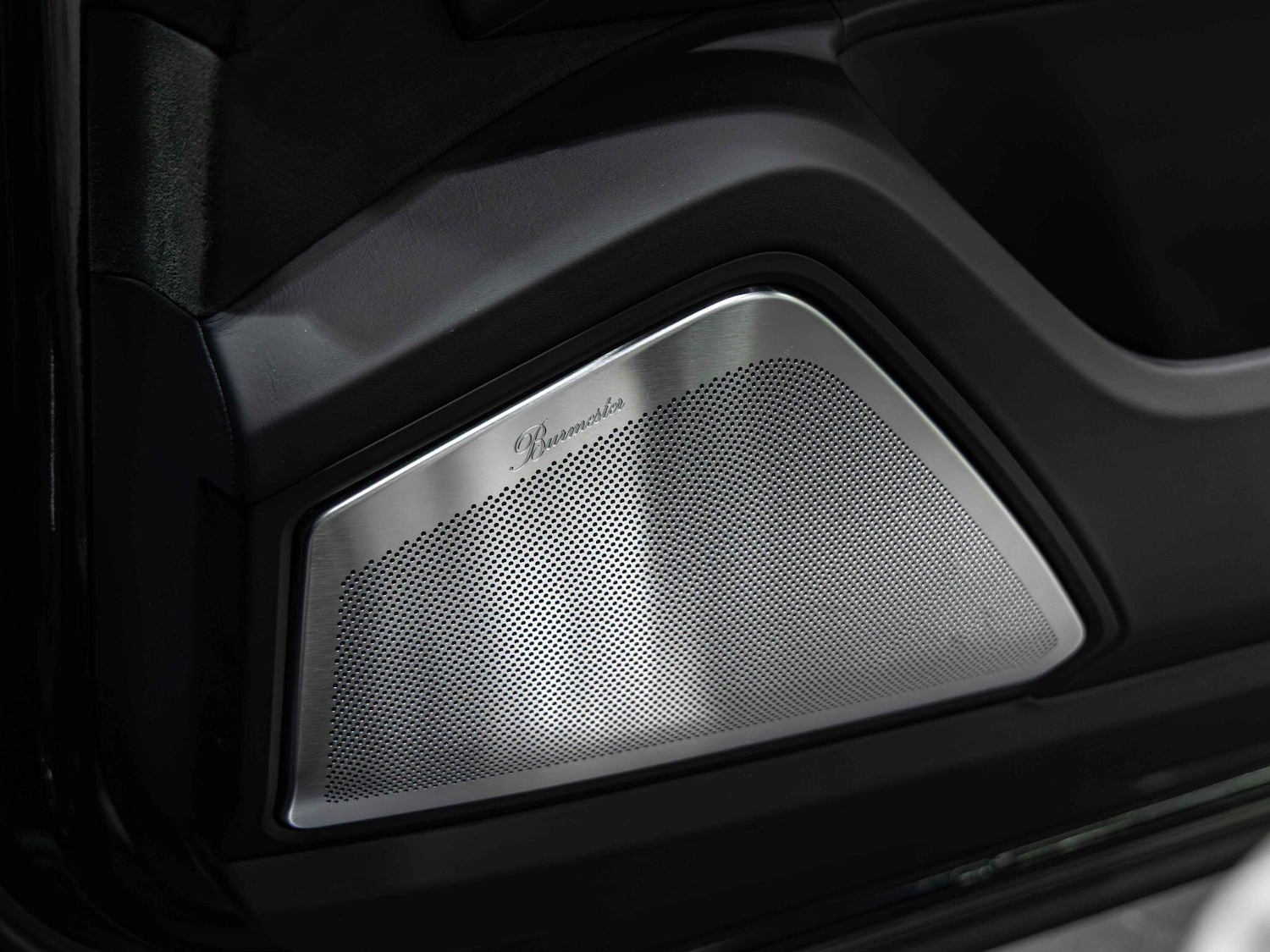 Used Porsche Cayenne 2024 for sale - 77387633: Photo 2