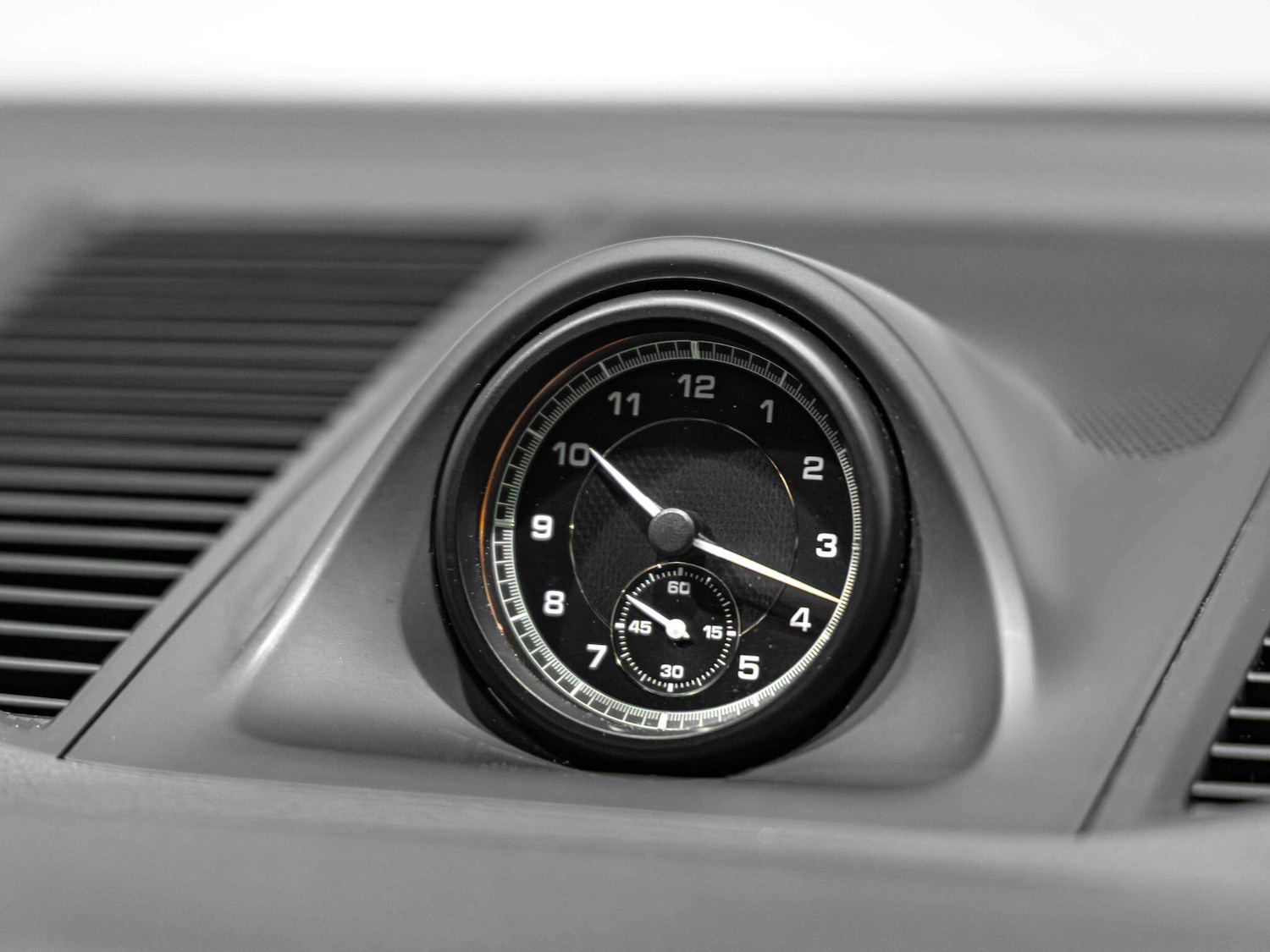 Used Porsche Macan 2023 for sale - 76866204: Photo 15