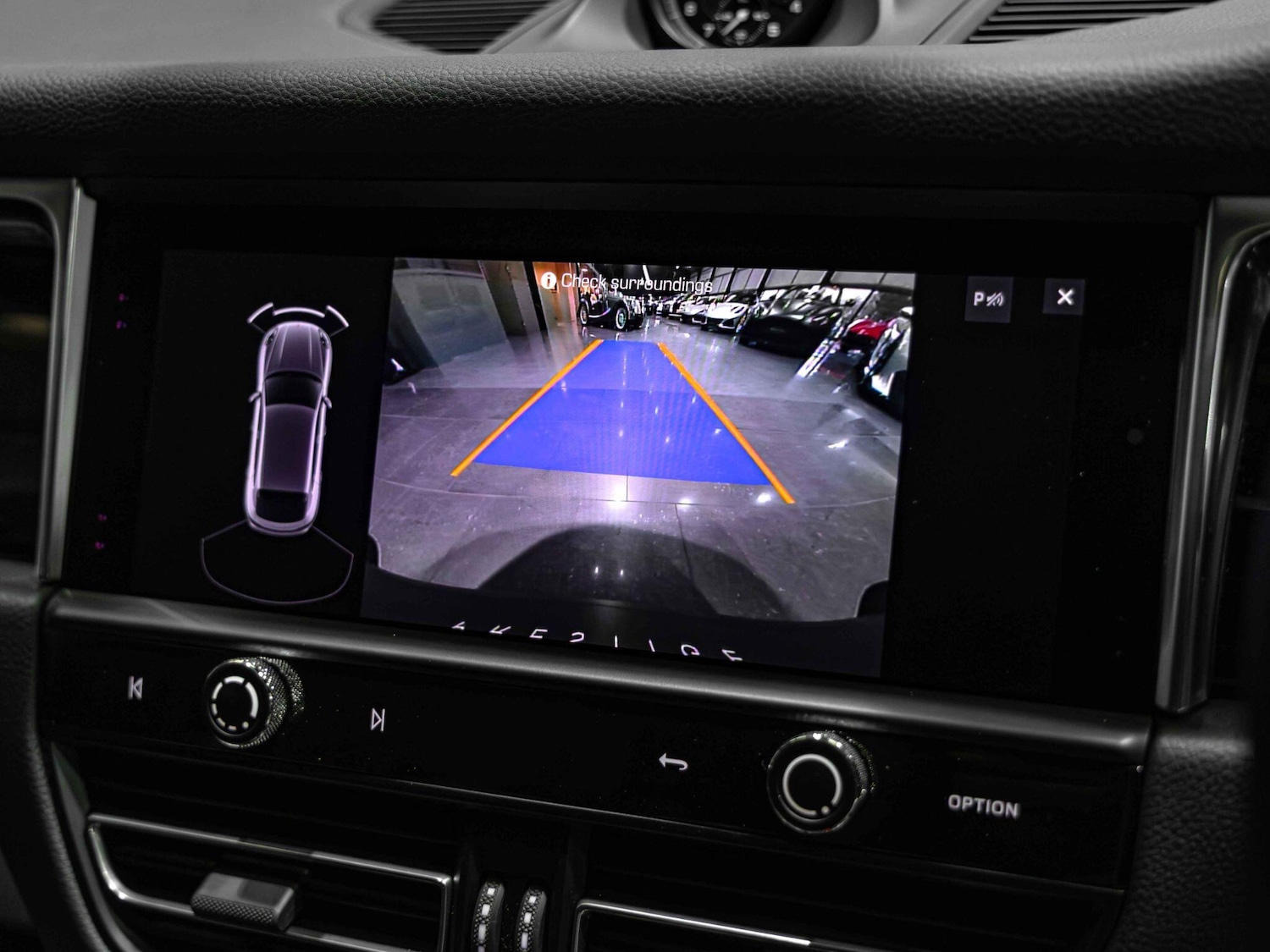 Used Porsche Macan 2023 for sale - 76866204: Photo 19