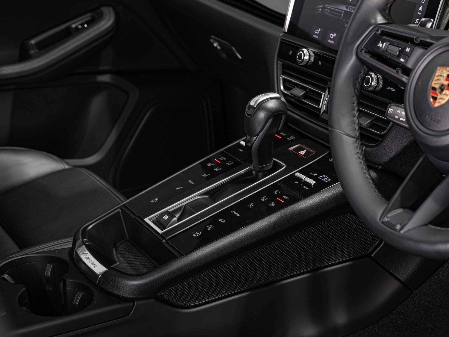 Used Porsche Macan 2023 for sale - 76866204: Photo 21