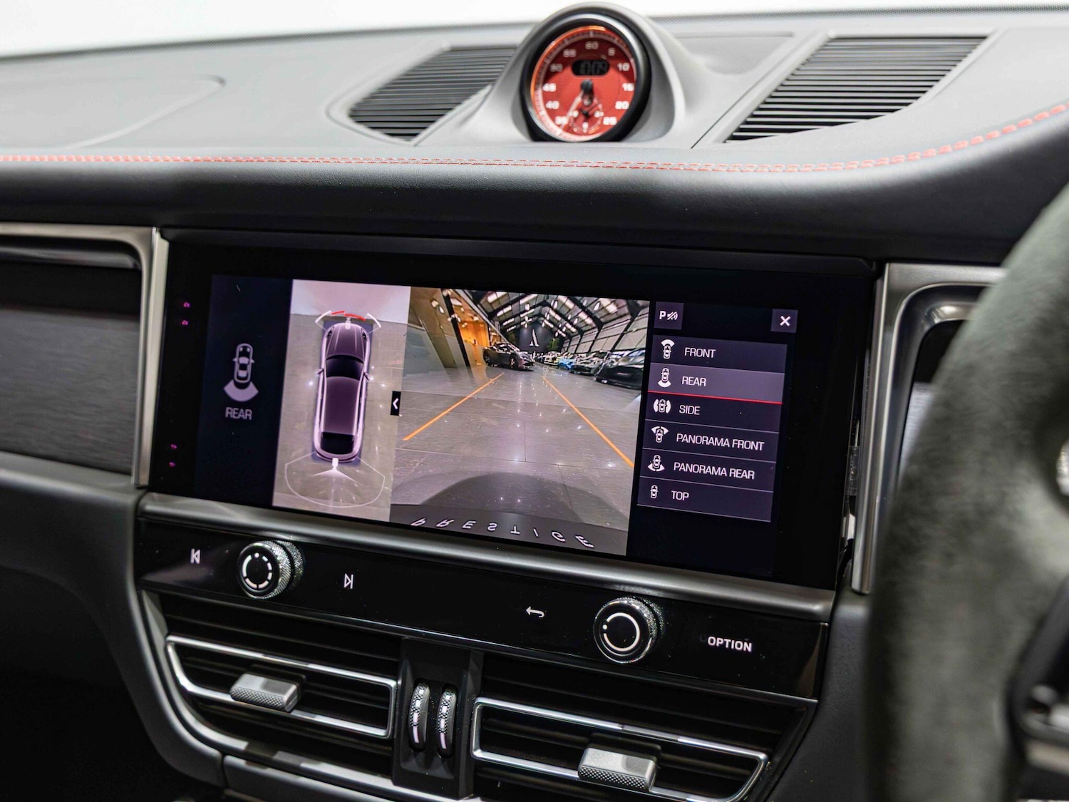 Used Porsche Macan 2024 for sale - 76371407: Photo 11