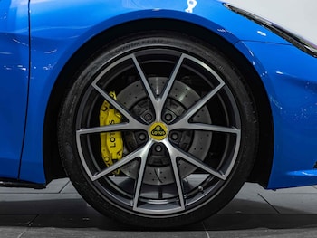 Used Lotus Emira 2023 for sale - 77412340: Photo