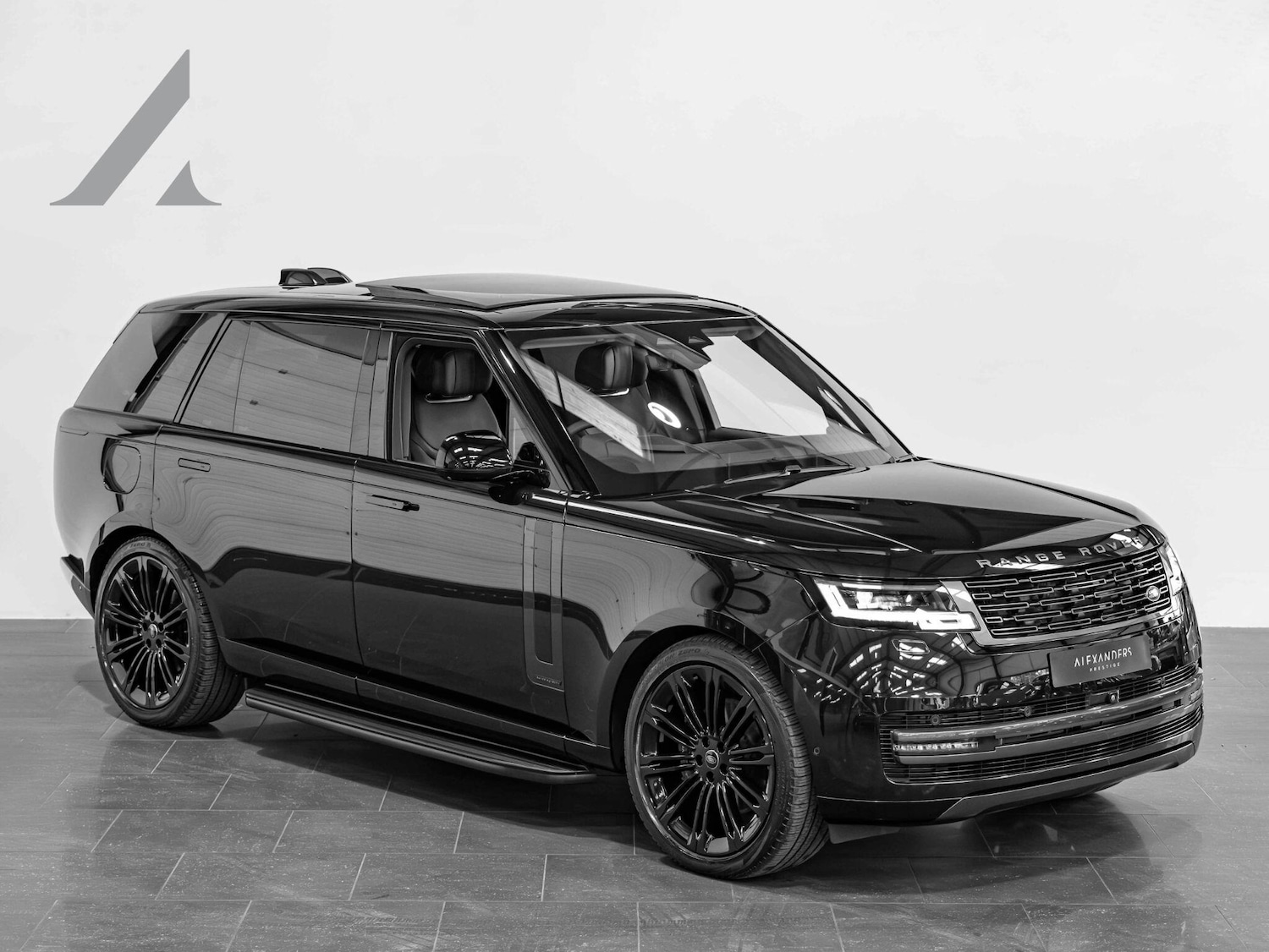 Used Land Rover Range Rover 2024 for sale - 76689245: Photo 1