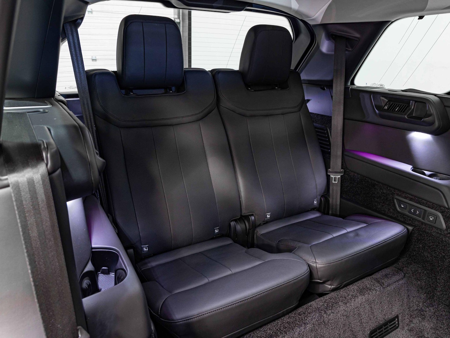 Used Land Rover Range Rover 2024 for sale - 76689245: Photo 2