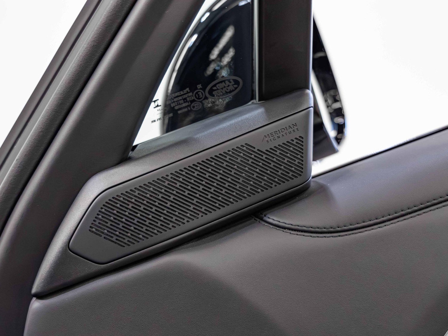 Used Land Rover Range Rover 2024 for sale - 76689245: Photo 4