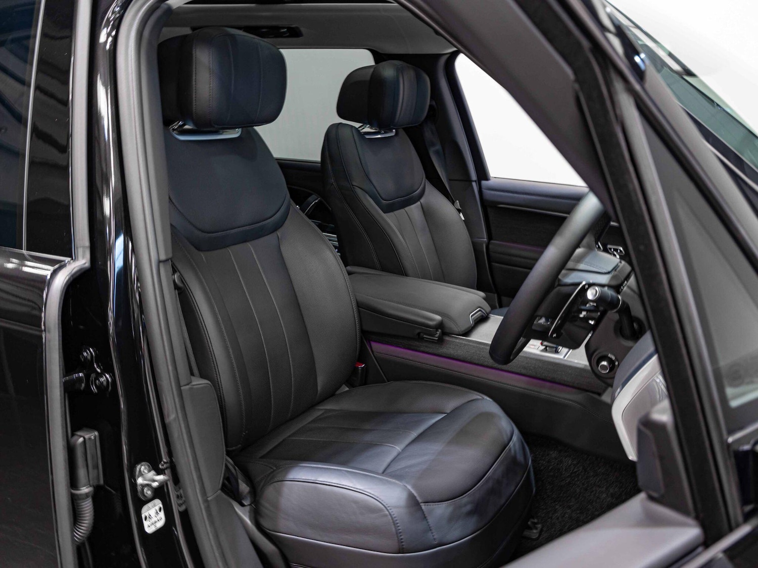 Used Land Rover Range Rover 2024 for sale - 76689245: Photo 7