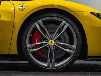 Used Ferrari 296 GTB 2023 for sale - 77279031: Photo