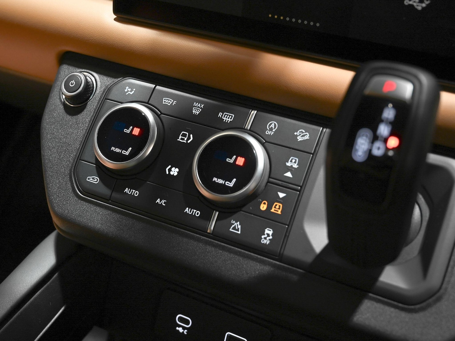 Used Land Rover Defender 110 2023 for sale - 76326447: Photo 16