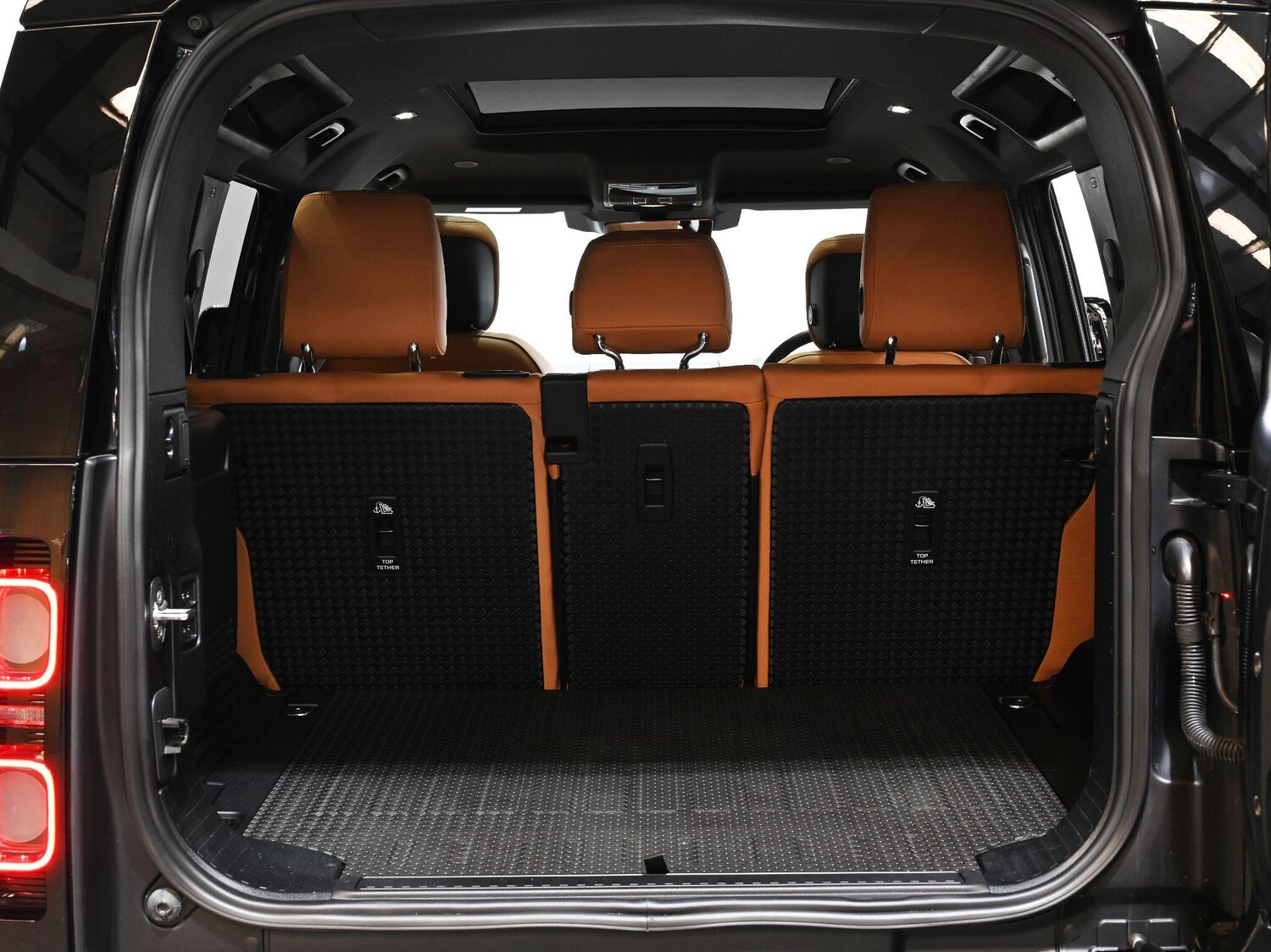 Used Land Rover Defender 110 2023 for sale - 76326447: Photo 27