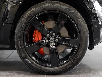 Used Land Rover Defender 110 2025 for sale - 79132878: Photo