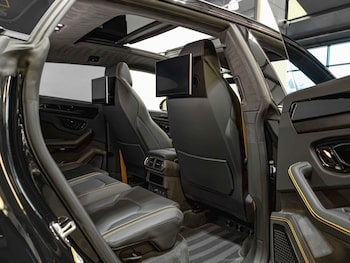 Used Lamborghini Urus 2025 for sale - 79157703: Photo