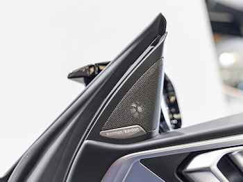 Used BMW M4 2023 for sale - 75916018: Photo