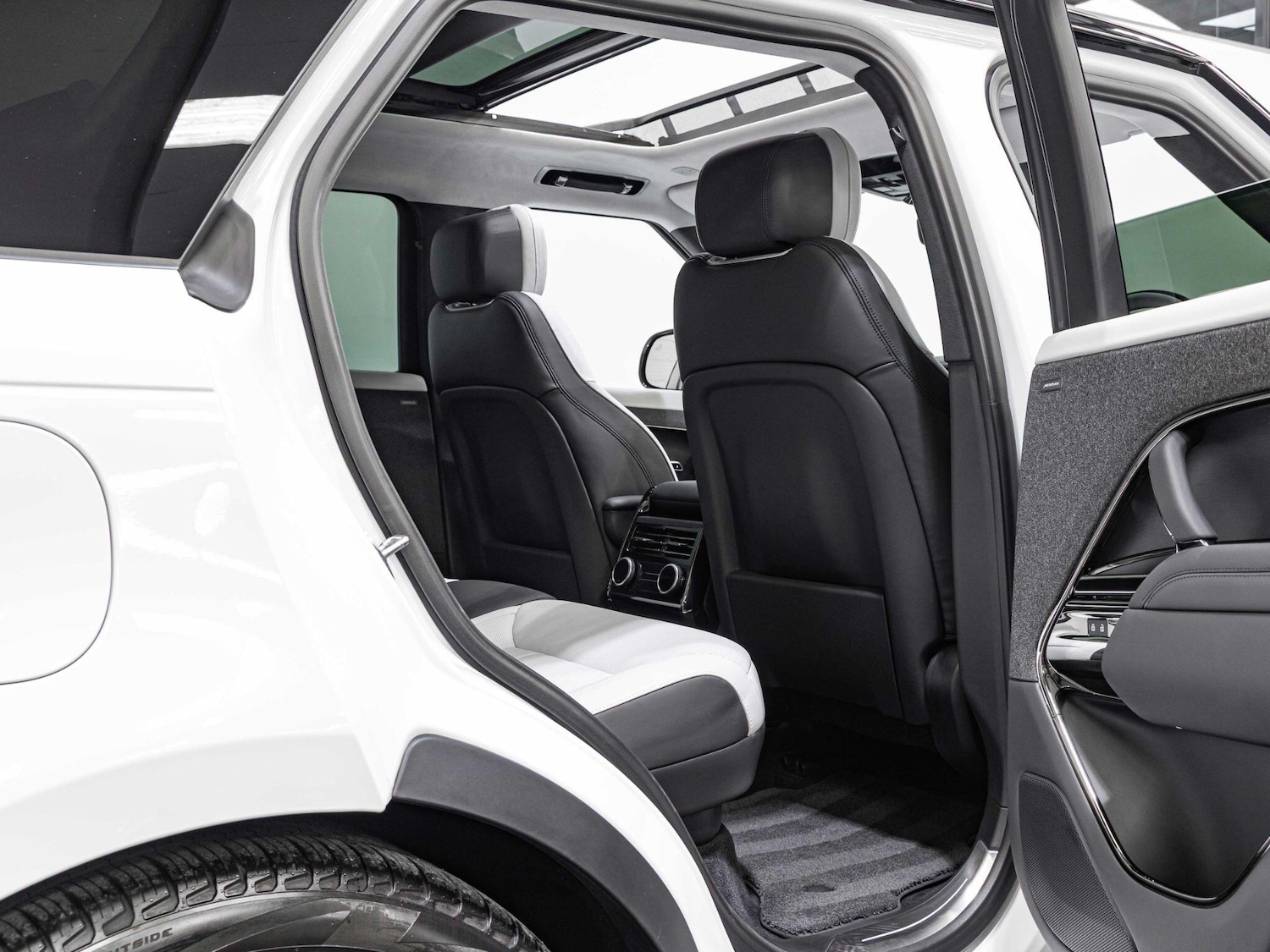 Used Land Rover Range Rover Sport for sale - 75941779: Photo 19