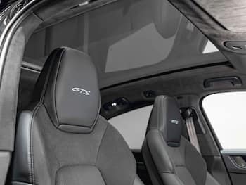 Used Porsche Cayenne 2025 for sale - 79767025: Photo