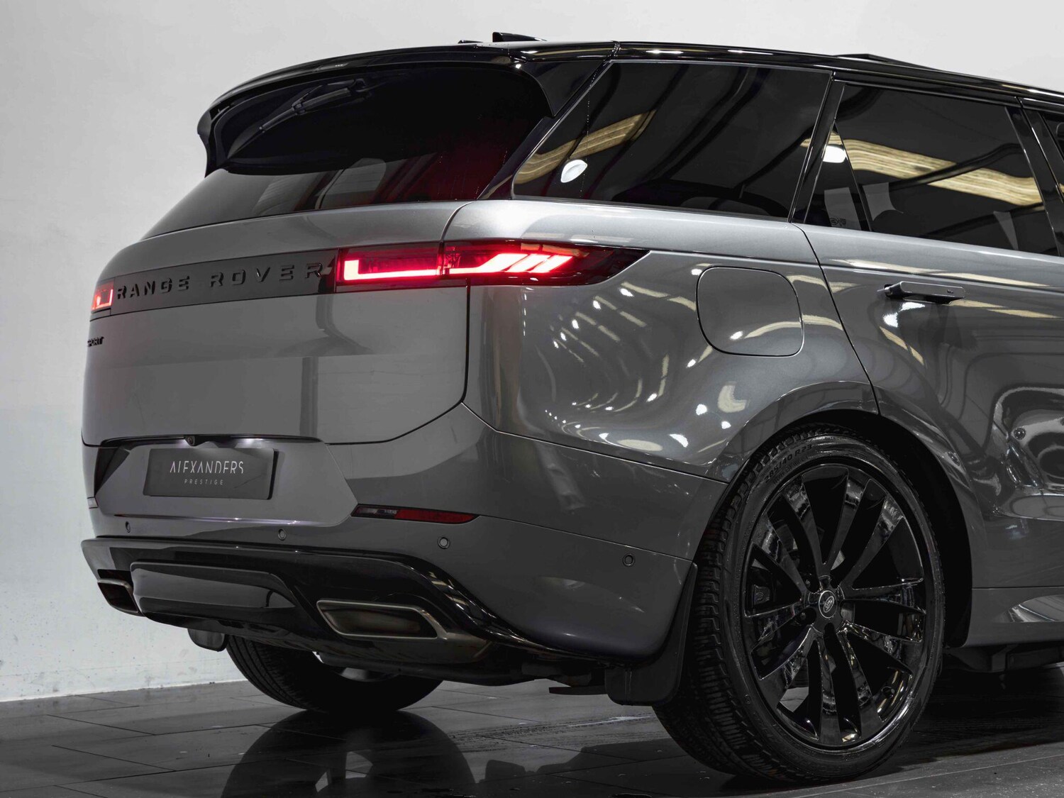 Used Land Rover Range Rover Sport 2023 for sale - 77683653: Photo 13