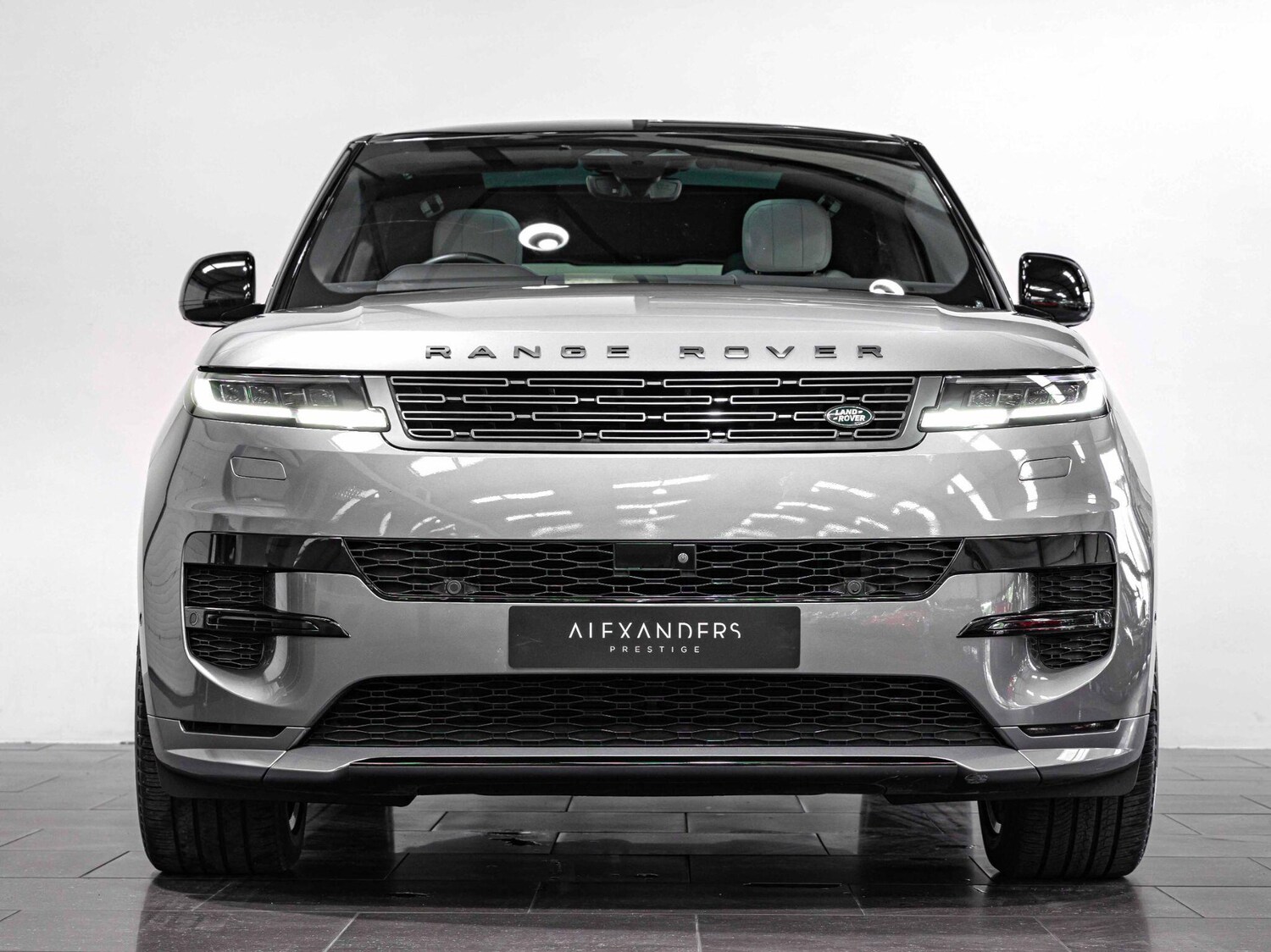 Used Land Rover Range Rover Sport 2023 for sale - 77852829: Photo 10