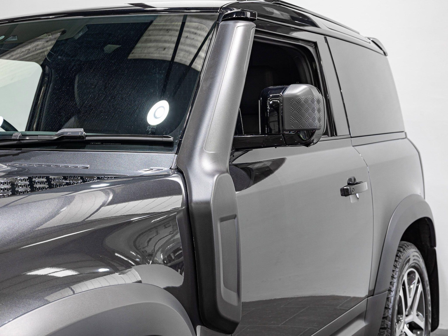 Used Land Rover Defender 90 2023 for sale - 76371710: Photo 8