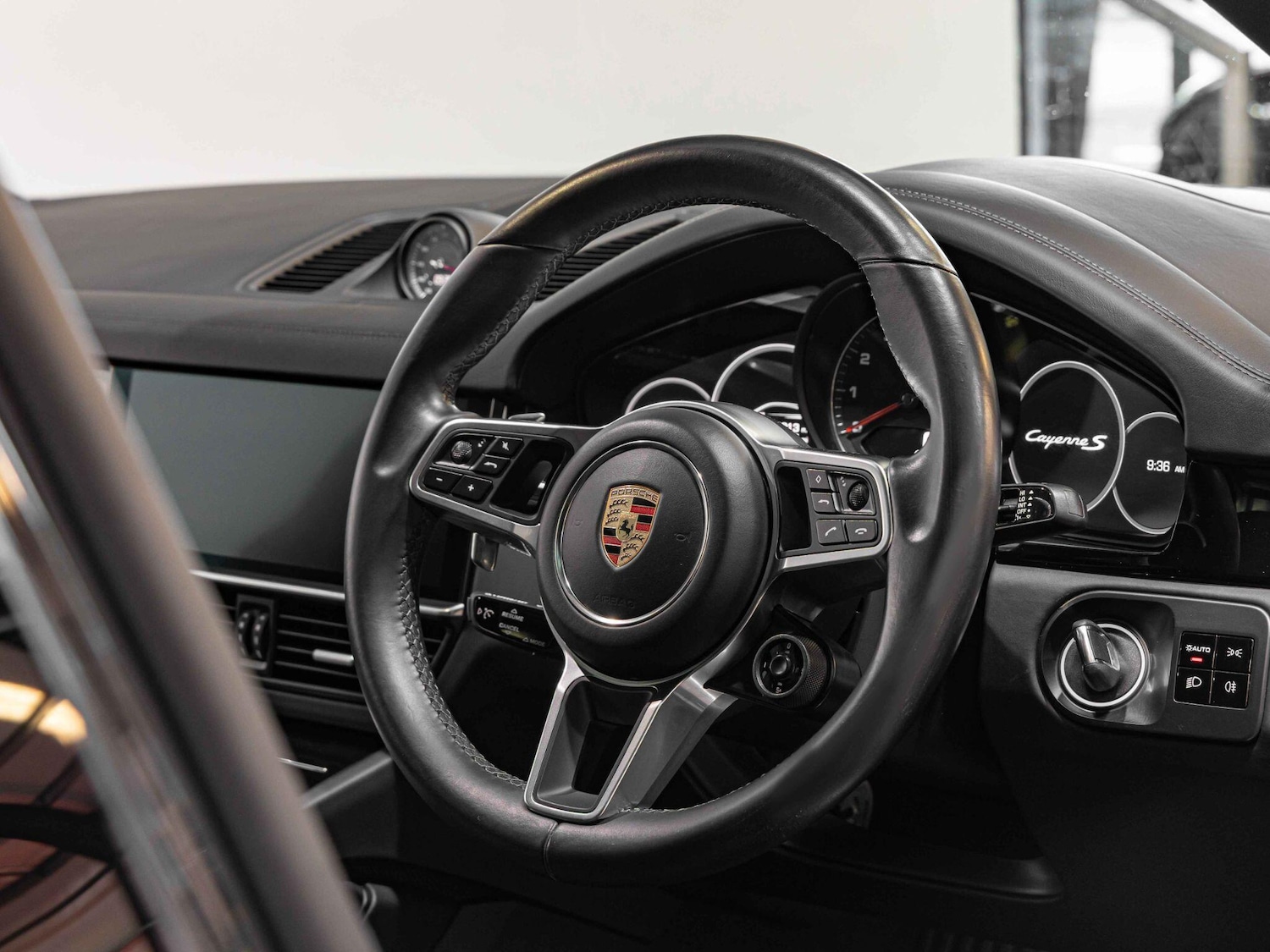 Used Porsche Cayenne for sale - 76994830: Photo 8