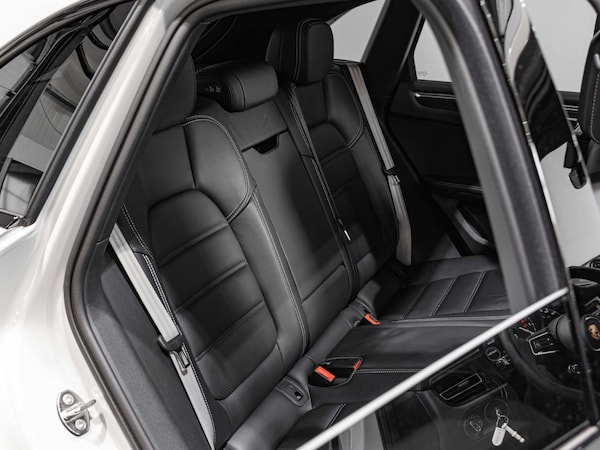 Used Porsche Macan 2022 for sale - 75719815: Photo 18