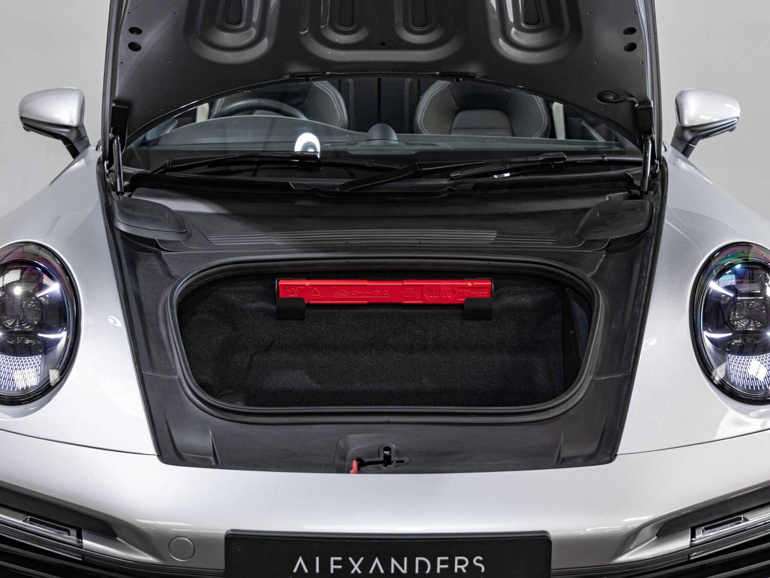 Used Porsche 911 2024 for sale - 76359920: Photo 29