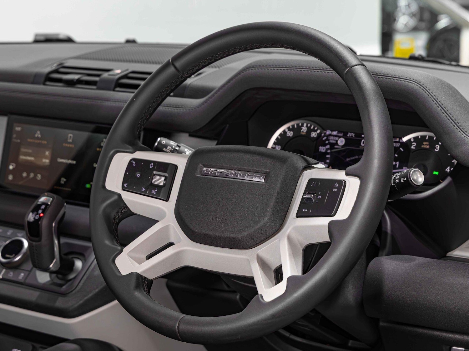 Used Land Rover Defender 90 for sale - 76658751: Photo 10