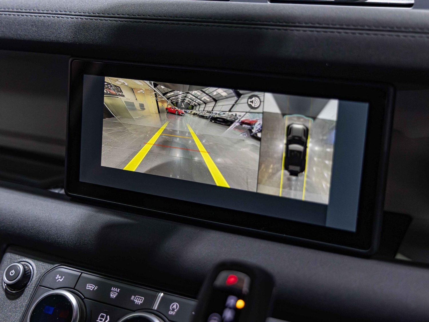 Used Land Rover Defender 90 for sale - 76658751: Photo 12