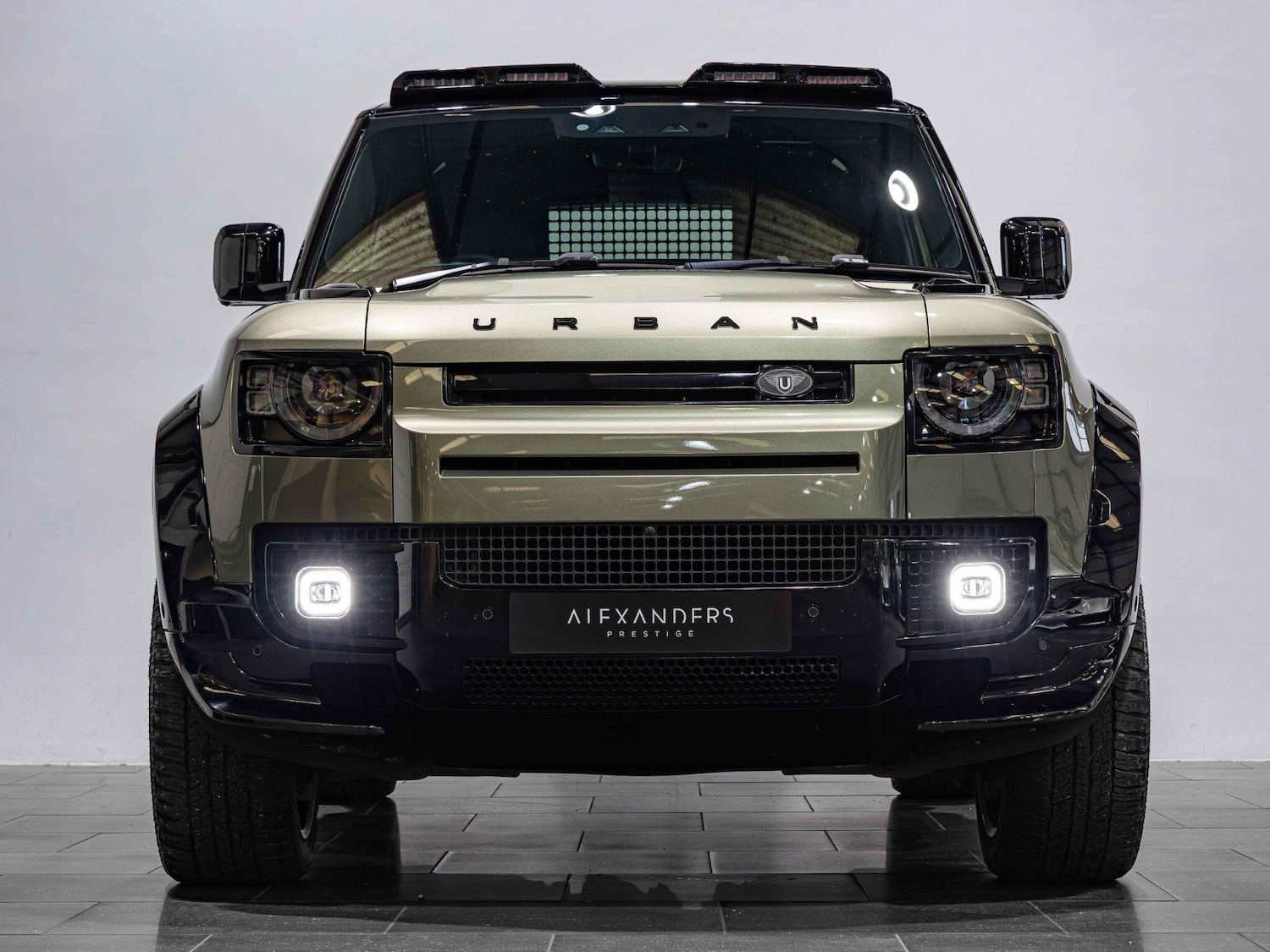 Used Land Rover Defender 90 for sale - 76658751: Photo 16