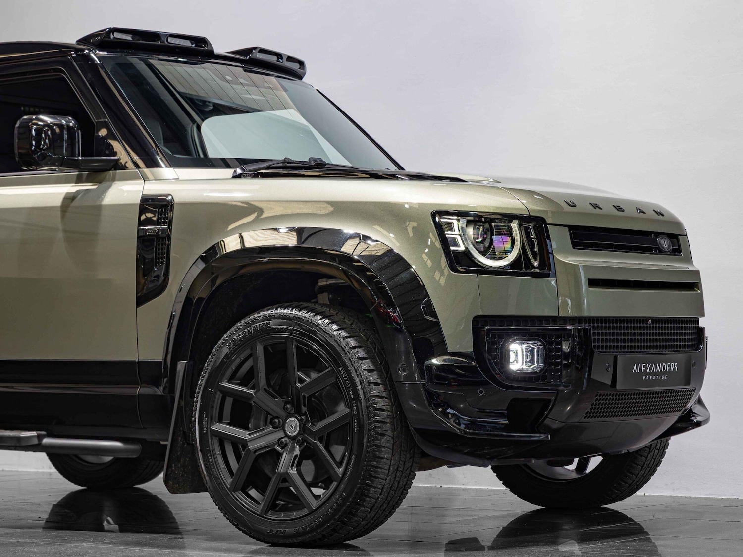 Used Land Rover Defender 90 for sale - 76658751: Photo 17